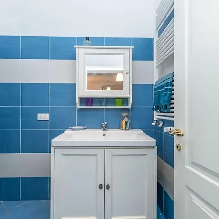 Apartment Rapallo, A Due Passi Dal Mare Con Veranda E Giardino!