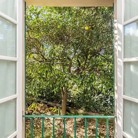 Rapallo, A Due Passi Dal Mare Con Veranda E Giardino!