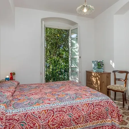 Rapallo, A Due Passi Dal Mare Con Veranda E Giardino! *