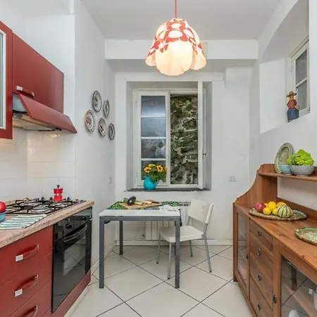 Rapallo, A Due Passi Dal Mare Con Veranda E Giardino! Rapallo
